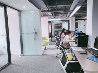 Китай Sichuan Small Minimally Invasive Passenger Ecommerce Ltd. Направление компании