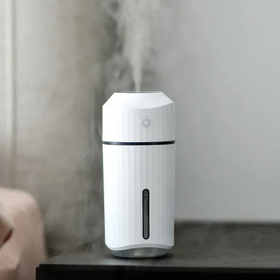 Хорошая цена Оптовая продажа 320ML Мини портативный увлажнитель воздуха Cool Mist Небулайзер Силиконовый герметический дизайн Ультразвуковые увлажнители воздуха USB онлайн